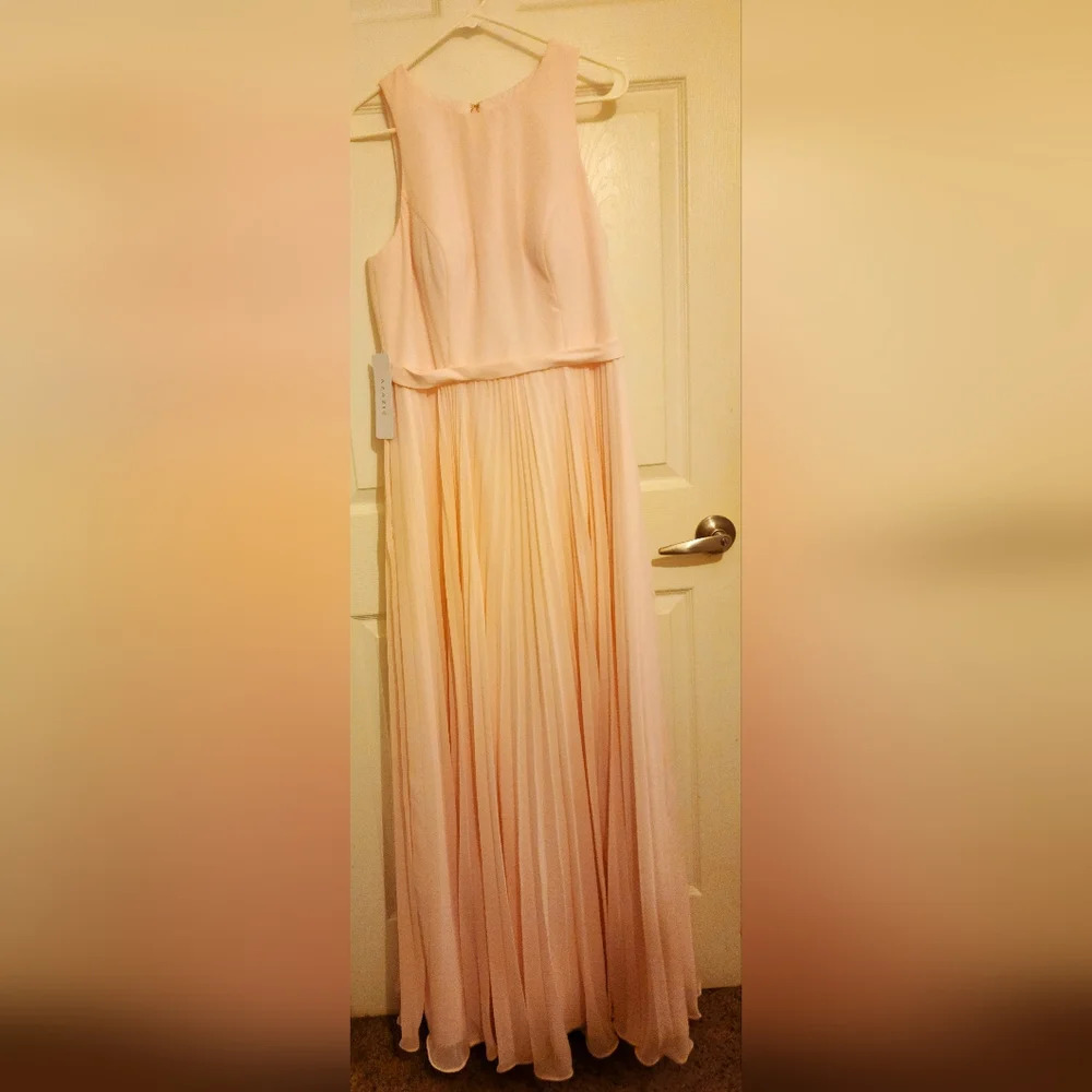 Lindie Dress in Blushing Pink by Azazie, NWT, Sz 12